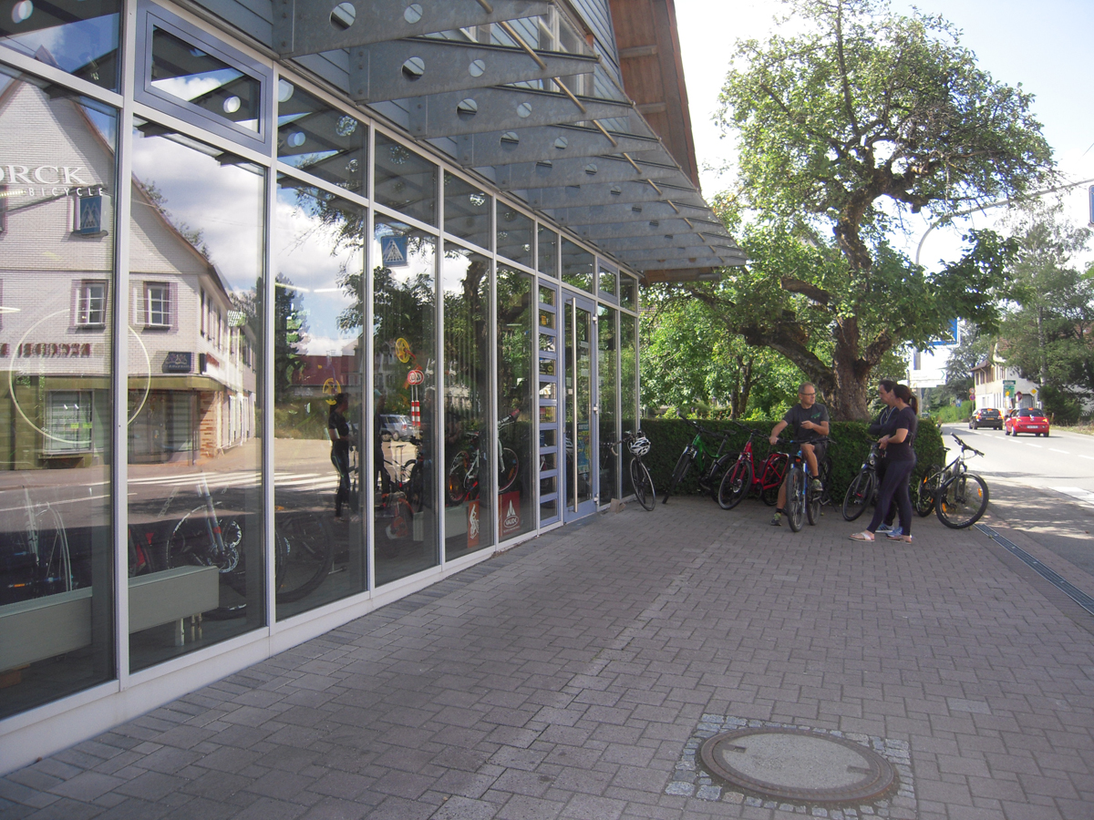 Michael Kalmbach bei der Beratung